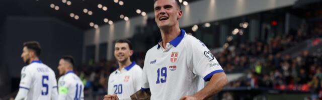 TRKA POČINJE: Engleski klubovi ga žele za sebe, Inter razmatra hitan povratak Stankovića!