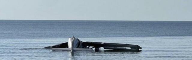 SRUŠIO SE AVION U REKU: Pilot i jedan putnik izveli ČUDO
