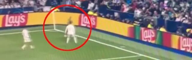 Nestade čovek! O ovoj "Matriks sceni" sa meča Real - PSŽ bruji ceo svet /VIDEO/