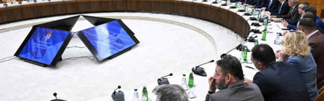 Састанак начелника управних округа са премијером Мацутом и министарком Пауновић