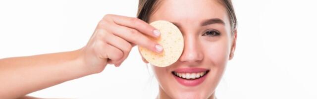 Dermatolozi podeljeni: Da li je spavanje sa šminkom zaista štetno za kožu?