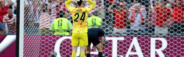Najveći kiks turnira obeležio dan u kom se oprostio Ronaldo, a domaćin shvatio šta je to fudbal /VIDEO/