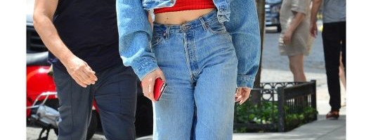 Po ugledu na poznate dame: Ovako se nosi teksas od galve do pete