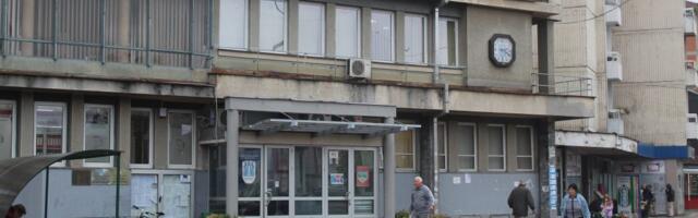 Bivši predsednik opštine gradio put do svoje kuće, pa tužio opštinu