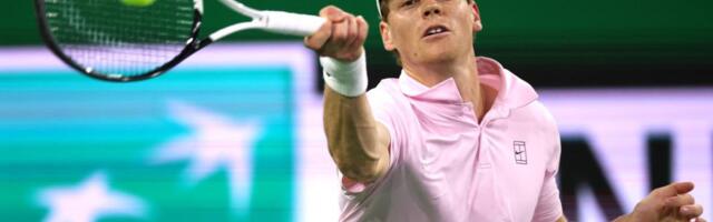 DOMINATNO! Janik Siner u finalu Indijan Velsa!