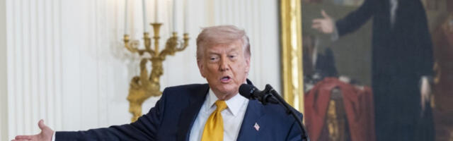 Трамп: ЕУ до јула да испуни обавезе из трговинског споразума
