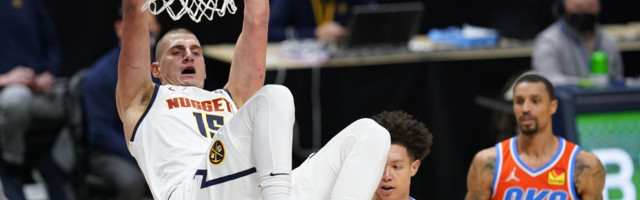 "ON JE GULIVER MEĐU LILIPUTANCIMA!" Nikola Jokić je  novim bravurama raspametio američkog TV komentatora /VIDEO/