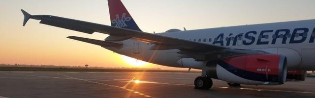 SRPSKI DRŽAVLJANI IZ BERLINA I FRANKFURTA STIGLI KUĆI! Avion iz Nemačke sleteo na "Nikolu Teslu"!