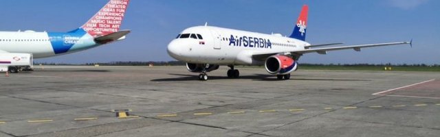 NIGDE KAO KOD KUĆE! Avion Er Srbije vratio srpske državljane iz Beča! (Video)