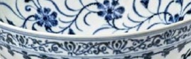 Kupio je činiju na dvorišnoj rasprodaji, a kada su otkrili koliko ona zaista vredi, vlasnik je zanemeo, a predhodni hteo da se ubije!