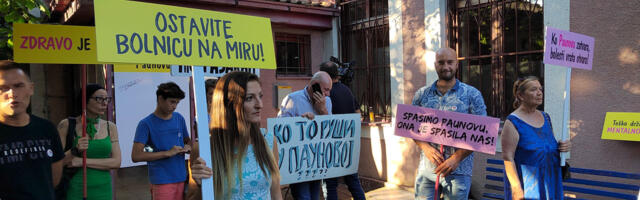 Protest pacijenata iz Paunove: Peto okupljanje u mesecu