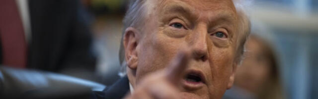 Трамп: Четвртак одговарајући рок да Украјина прихвати мировни споразум