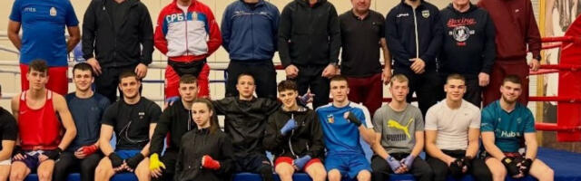 Млади боксери Црвене звезде освојили шест медаља на Првенству Србије