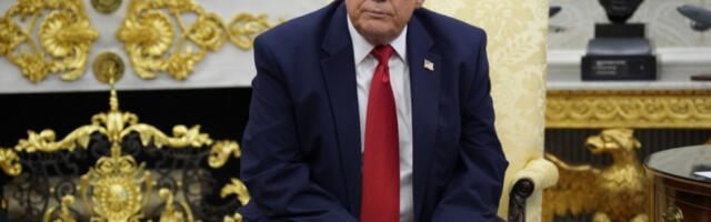 Трамп тражи од Конгреса више од 1,4 милијарде долара за борбу против еболе