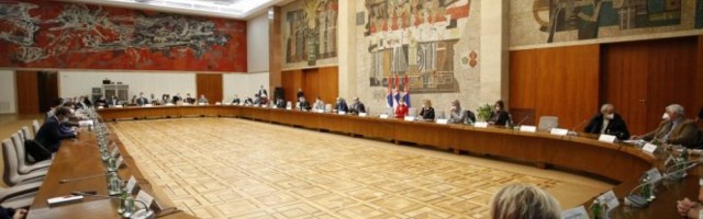 SUTRA ZASEDA KRIZNI ŠTAB! Na stolu će se naći odluke o novim merama!
