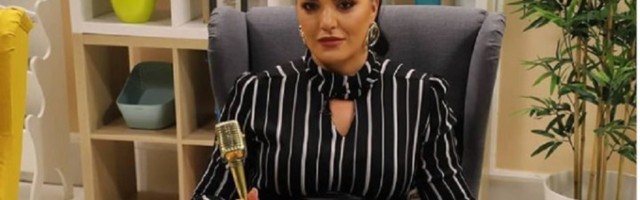 Ostavila pevanje i sad radi kao medicinska sestra!