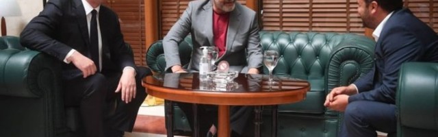 Vucic danas sa Ramom i Zaevom na ekonomskom forumu u Skoplju!