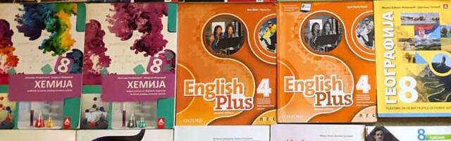 Od danas isplata po 20.000 dinara roditeljima niških osnovaca za nabavku udžbenika