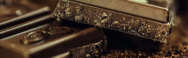 Kolač sa tri vrste čokolade: Bogat desert za prave sladokusce