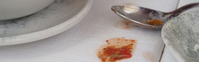 Kako ukloniti fleke sa lanenog stolnjaka: Jednostavni trikovi koji zaista rade