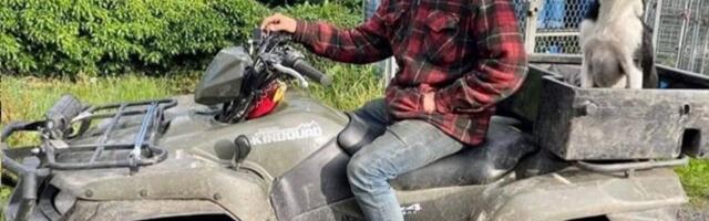 UŽAS NA FARMI: Poljoprivrednik (17) se zaglavio u mašini za seno, stariji brat pokušao da ga spase (FOTO)