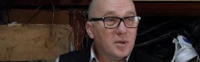Поправља ципеле у девет квадрата - обућарска инспирација за писање и сликање