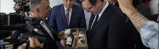 Maligni Rusi i lančane reakcije