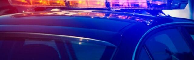 FILMSKA JURNJAVA U KRAGUJEVCU! Jaguarom bežao od policije, SUVOZAČ MU ISPAO IZ KOLA