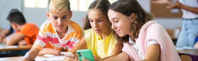 Sindikat prosvetara PROTIV ZABRANE telefona u školama