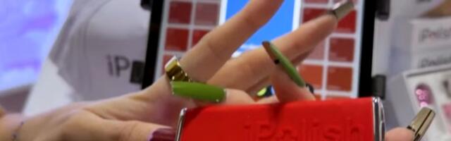 VIDEO: Stigli su nokti koji sami menjaju boju