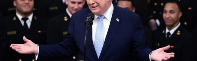 Трамп тврди да  су САД уништиле 58 иранских бродова у року од  два дана