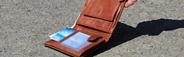 "ODAKLE VAM TA IDEJA - SRAMOTA!" Srbin izgubio novčanik sa 100.000 dinara i 300€, a kad su mu vratili šokirao se šta je zatekao unutra -  "Srpska posla"