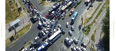 OPŠTI KRKLJANAC U NOVOM BEOGRADU KOD UŠĆA, SVE STOJI! KOLONE ZA GRAD OD PALATE SRBIJA! Brankov i Gazela mile, a na Autokomandi gužve skoro da i nema! (FOTO)