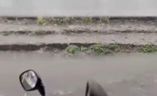 POTOP U TRSTENIKU! SNAŽNO NEVREME POGODILO RASINSKI OKRUG: Sela pretrpela ogromnu štetu, pogledajte prizore iz dvorišta (VIDEO)