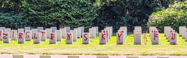 Оскрнавили скоро хиљаду надгробних споменика совјетских војника у Холандији