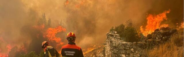 Vatrena stihija na Korčuli: Spojila se dva velika požara, gori ogromna površina ostrva