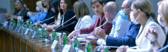 POČELA SEDNICA KRIZNOG ŠTABA! Na stolu u Palati Srbija je samo jedna tema - KOVID PROPUSNICE NA 24 SATA!