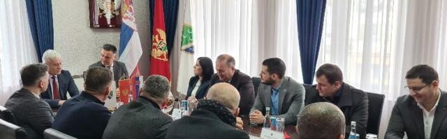 Novi Pazar-Rožaje: Saradnja i povezivanje u interesu građana