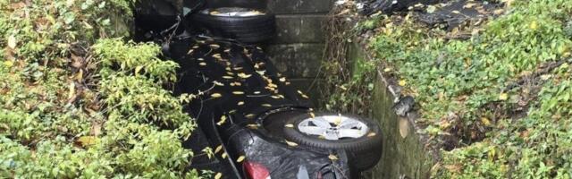 SAZNAJEMO: Nađena dva tela u automobilu koji je sleteo u kanal u Međuvršju