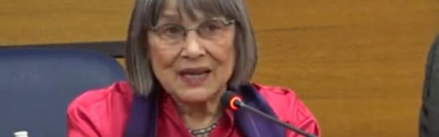 ZAKUKALA IDEOLOŠKINJA BLOKADERA NATAŠA KANDIĆ Blokaderi je više ne zarezuju ni 2%! BUKTI NOVI RAT