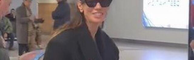 DANIJELA DIMITROVSKA PRVI PUT U JAVNOSTI NAKON TAJNOG VENČANJA! Vodteljka ne skida osmeh s lica - JEDAN DETALJ SVI KOMENTARIŠU! (VIDEO)