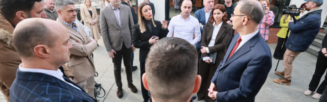 Мацут и Месаровићева са привредницима у Аранђеловцу