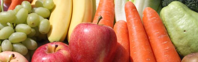 Ovo voće i povrće ima najviše pesticida