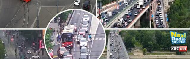 KOLAPS U BEOGRADU! Velike gužve na Slaviji i Gazeli - naoružajte se strpljenjem! (FOTO)