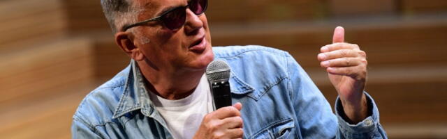 Zoran Kostić Cane objavio prvu zbirku pesama “Ukrštene reči“