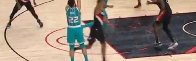 Za pamćenje: Micić iza leđa do Pokuševskog, pa trojka za prvi NBA dabl-dabl