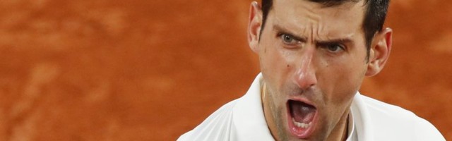 Ni najbolja verzija Karenja Buste nije dovoljna za srpskog majstora - Đoković u polufinalu!