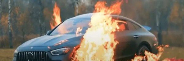 Ruski vloger zapalio Mercedes-AMG GT 63 S