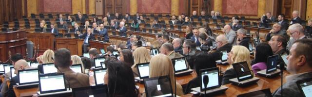 Nastavlja se rasprava o listi kandidata: Na dnevnom redu ova tema - sednica počinje u  10 časova