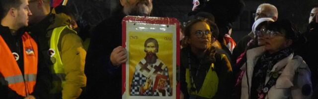 "Ubio konobara udarcima u glavu": Cure detalji o siledžiji, zaštitnom licu blokadera - ne propušta nijedan protest